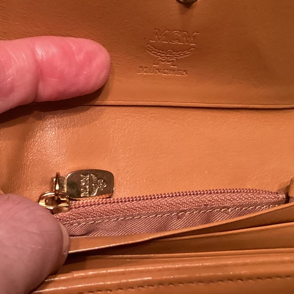 MCM Visetos Trifold Wallet in Cognac, Red & Black - Picture 5 of 11